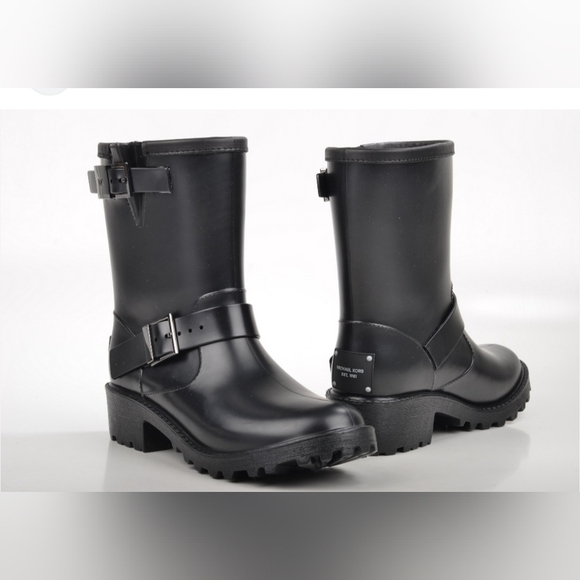 Michael Kors Davenport Rain Bootie - Picture 1 of 9